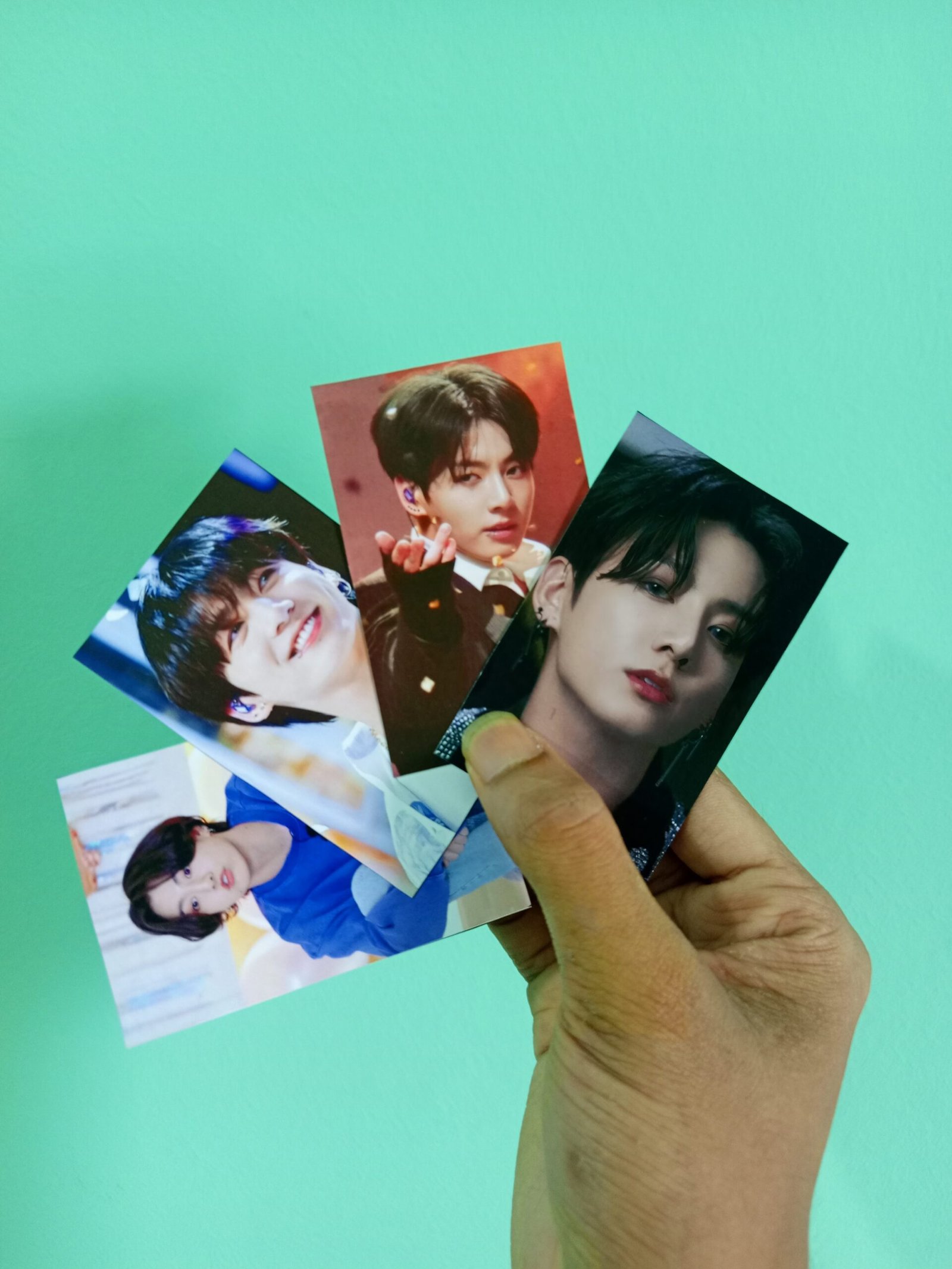 đ BTS Photo Card Set â 10 PCS (2.5Ã3.6 inch) | HD Quality Army Collection - Image 4
